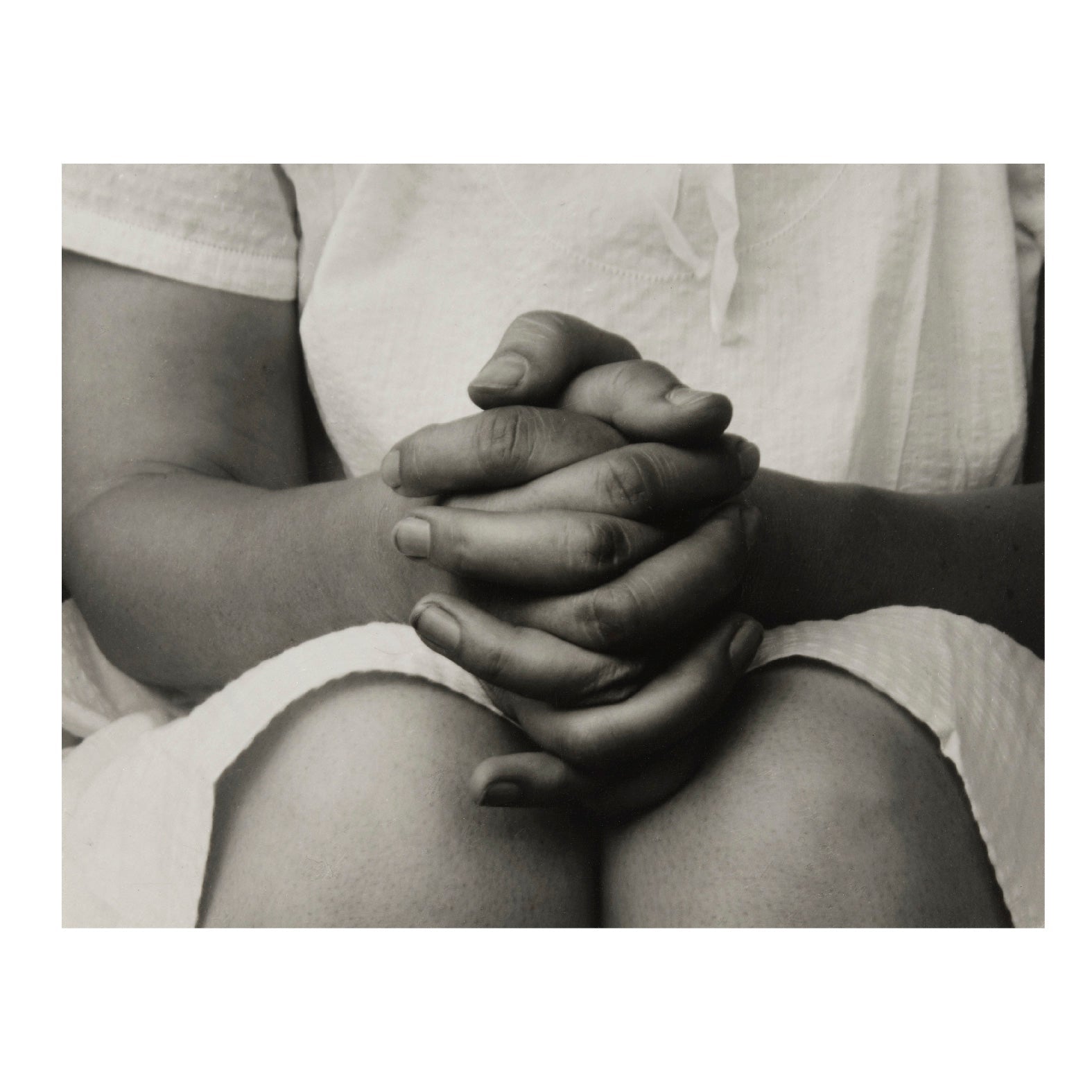 Decorative "Georgia O’Keeffe (1933)" by Alfred Stieglitz Poster | High - Quality Print | Repositionable Adhesive - Pasquín