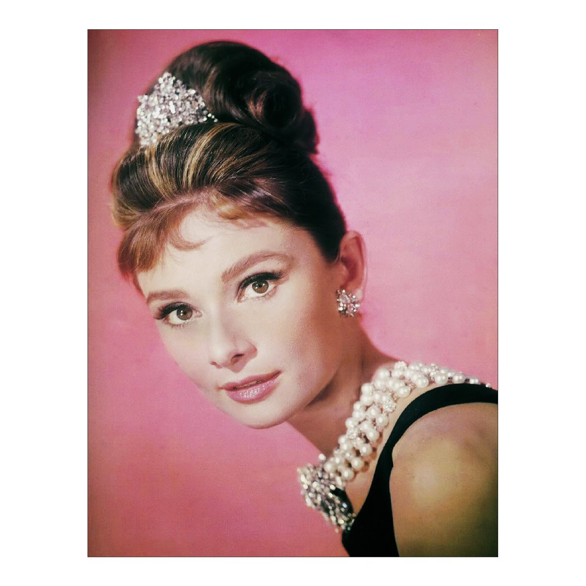 Decorative "Audrey Hepburn in Breakfast at Tiffany’s" Poster | High - Quality Print | Repositionable Adhesive - Pasquín